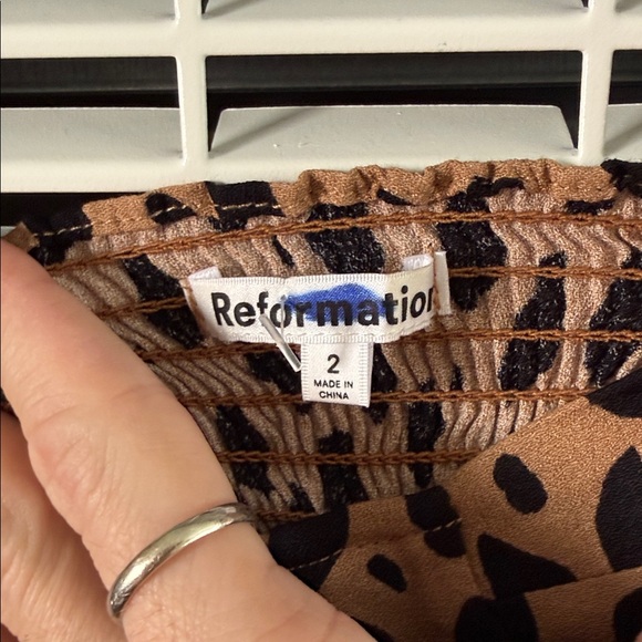 NEW Reformation Reign Bobcat top - Picture 7 of 8